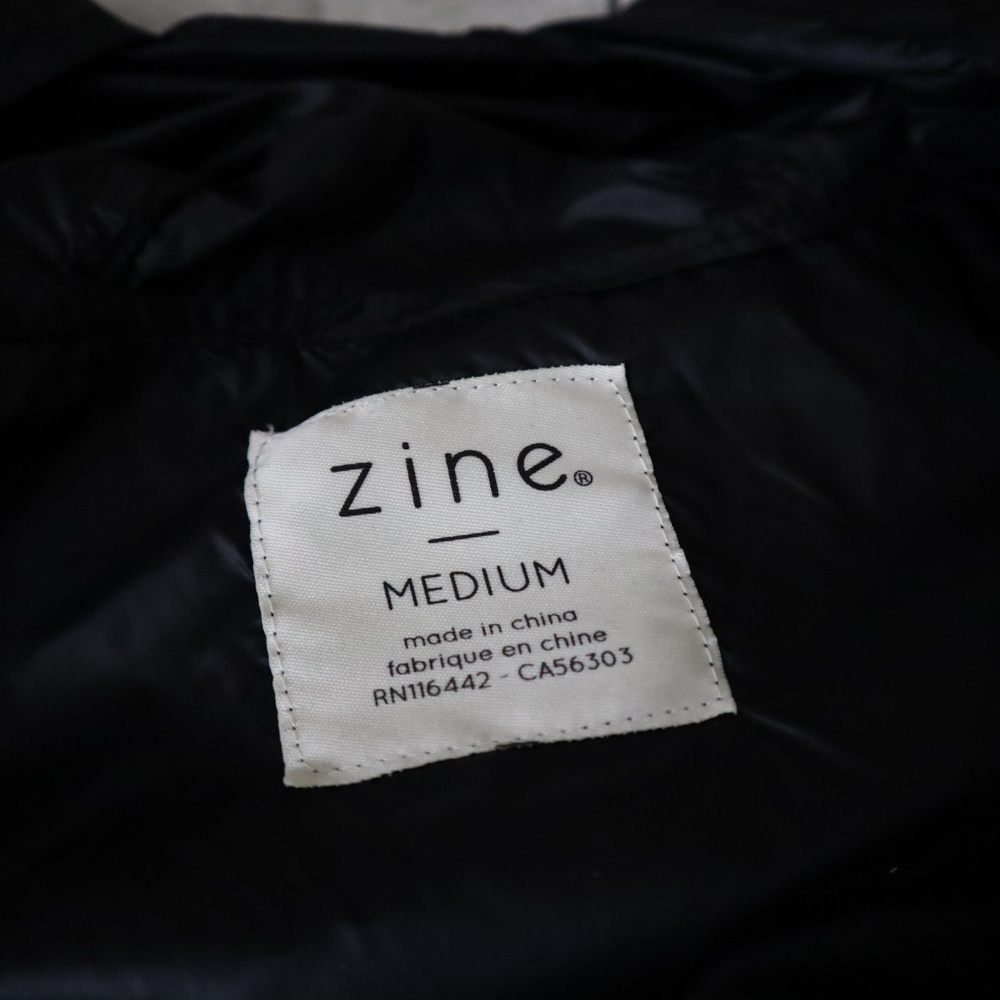 Windbreaker - Picture 7 of 7